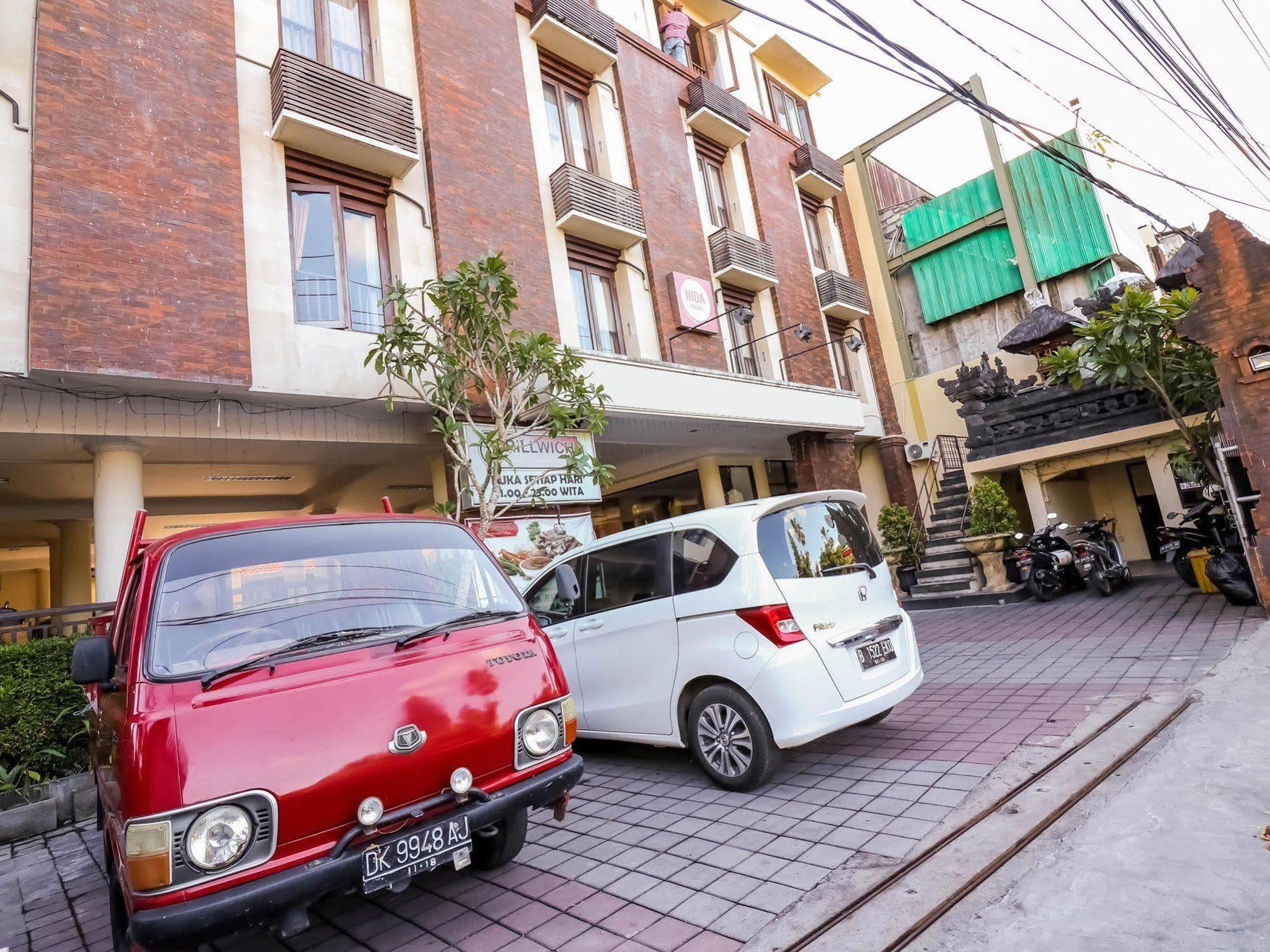 Hotel Intansari Denpasar Eksteriør billede
